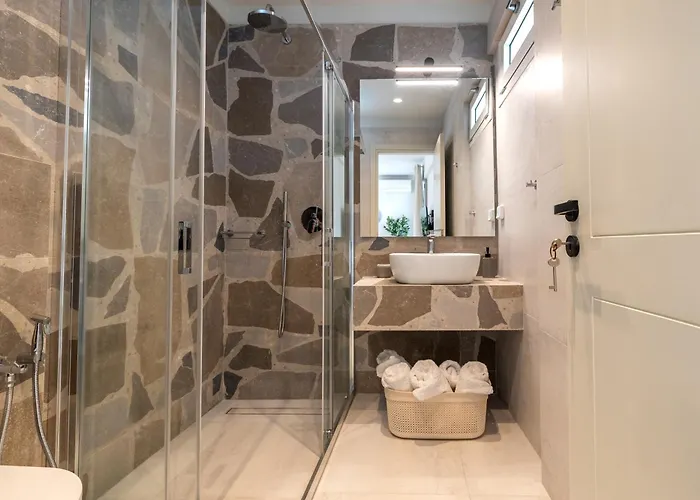One Bedroom Erato *