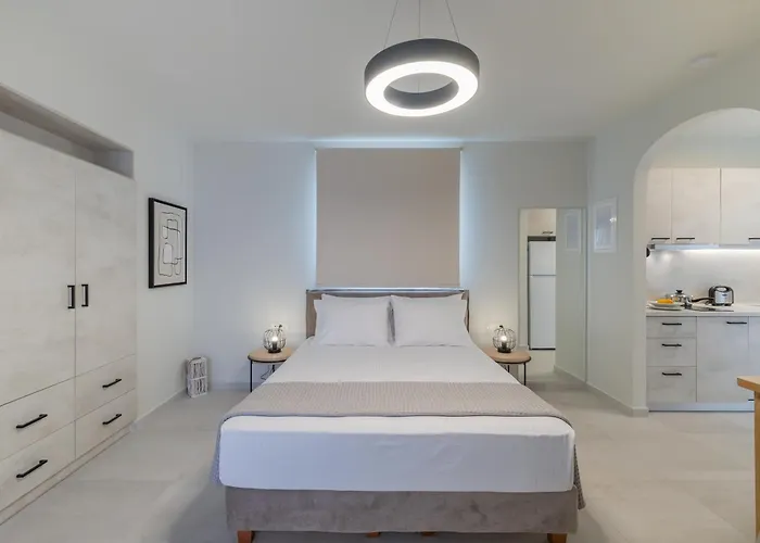 One Bedroom Erato Apartament